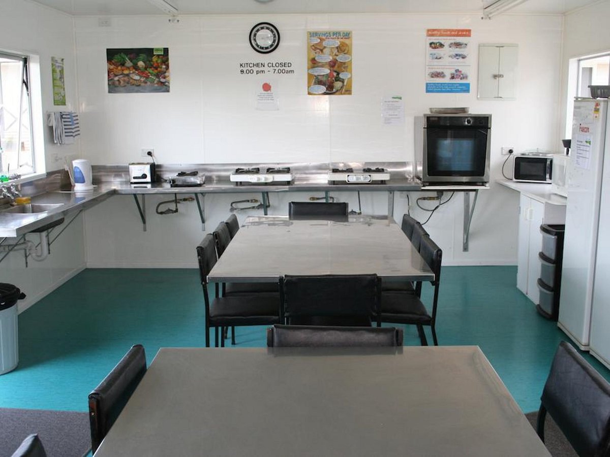 Dining hall and group kitchens